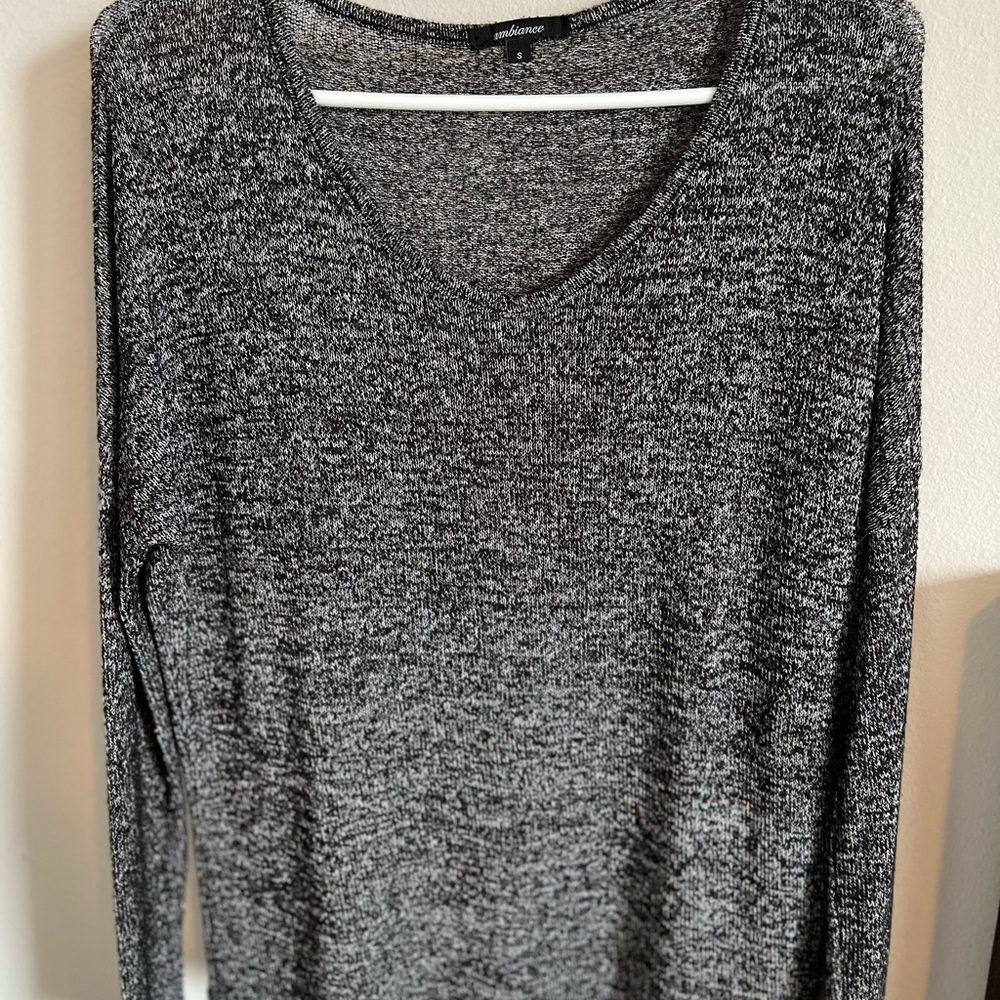 Ambidance Light Sweater